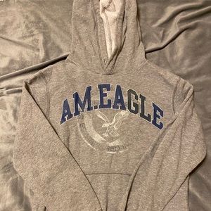 american eagle gray sweatshirt